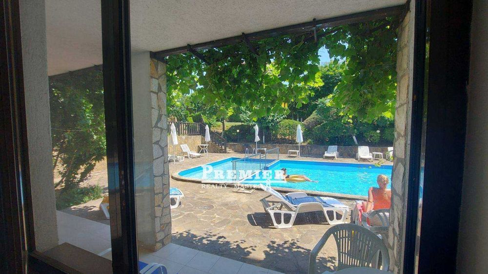 Продава се Двустаен апартамент в Свети Влас - 62 кв.м за 1267 €/кв.м - Снимка #1