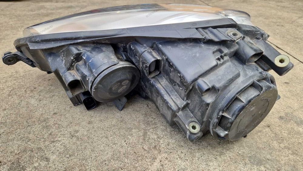 Far dreapta VW Golf 5 / Jetta cod 1K6 941 006 P