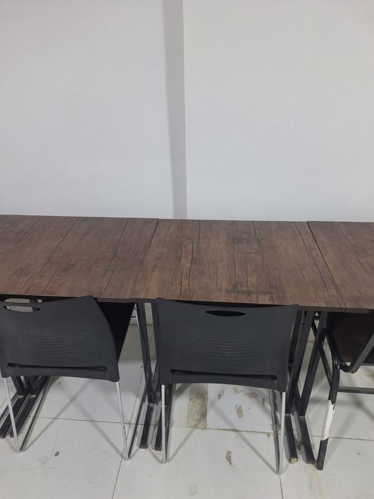 Parta - 285,000 ( 2 kishilik) ( yangi)
Stul- 120,000 (yangi)