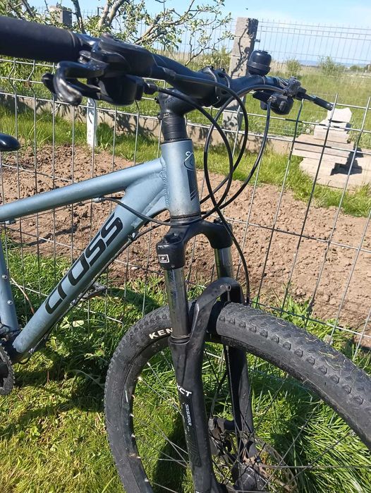 Vând bicicletă copii...11-14 ani.