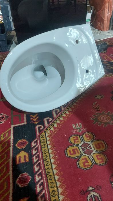 Унитаз и инсталляция Cersanit