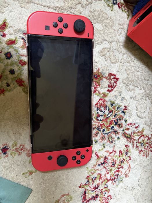 Продам nintendo switch oled прошитый