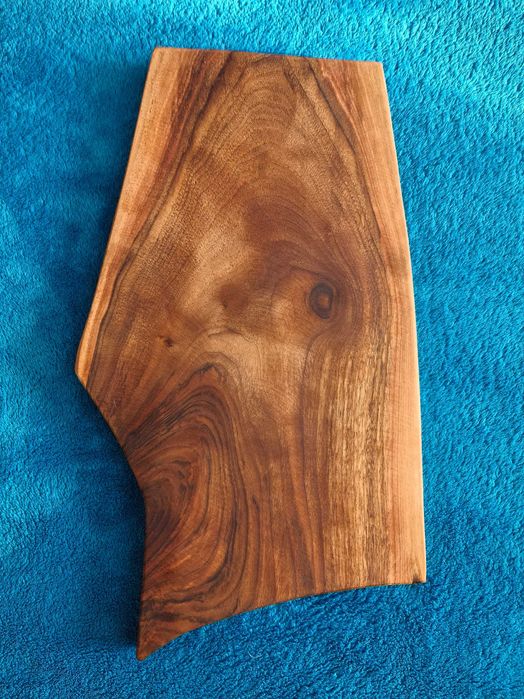 Орехова дъска за рязане