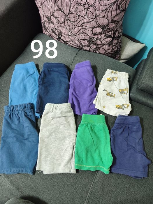 Lot haine mărimea 98