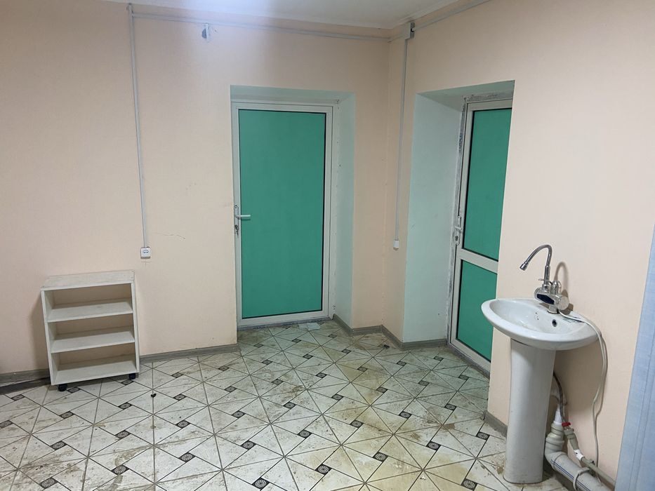 Сдается в аренду помещение и будка.