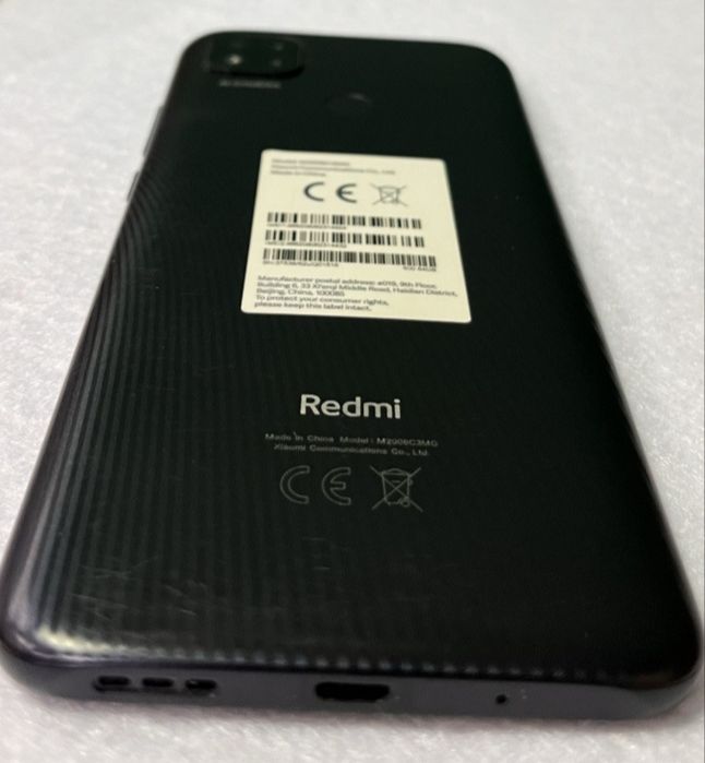 Продам  Redmi 9C  3/64 ГБ