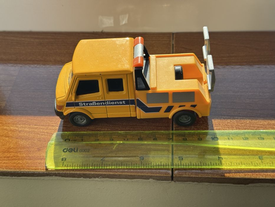 Machete metalice 1/32