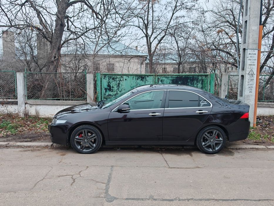 Vând/Schimb cu moto Honda Accord 2008