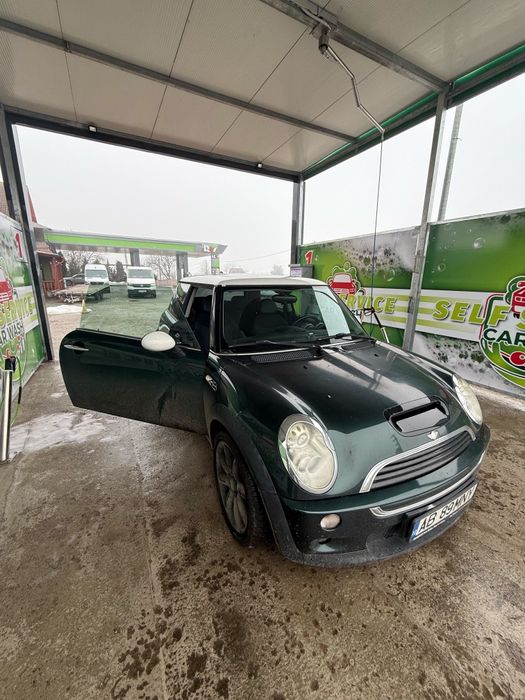 Vând MINI Cooper 1.6 Benzină (2003) – Kit Integral Cooper S