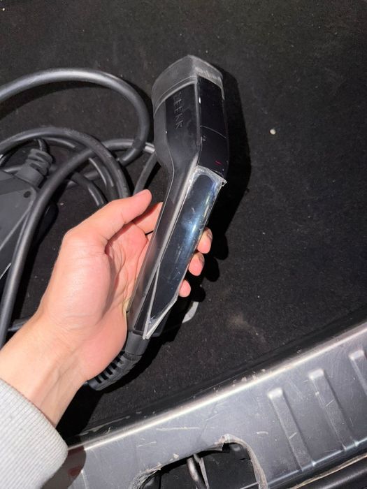 Зарядка для ZEEKR