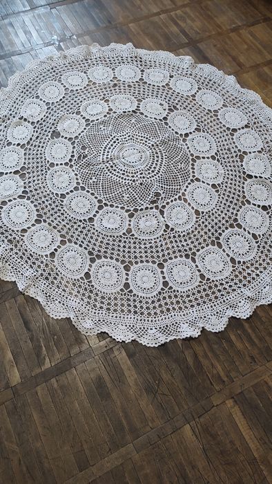 Fata de masa macrame
