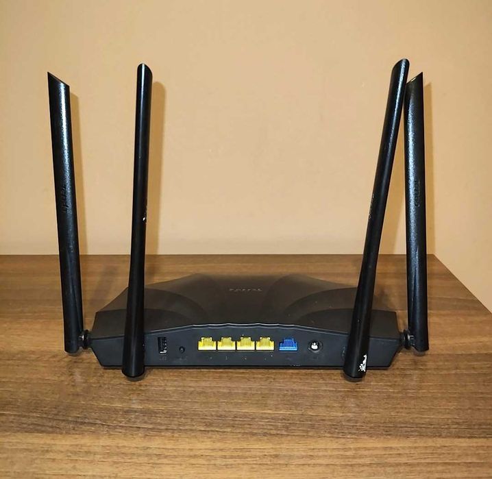 Router Tenda AC2100 AC19