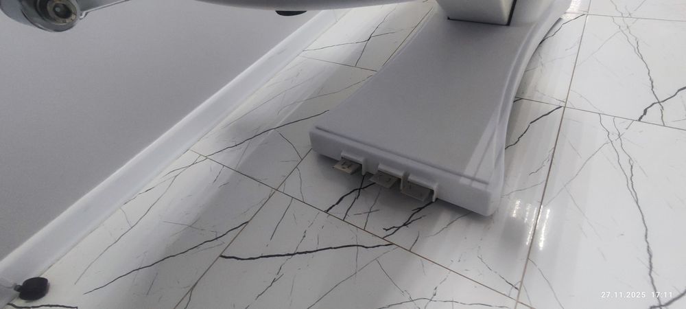 Продам кушетку для косметолога