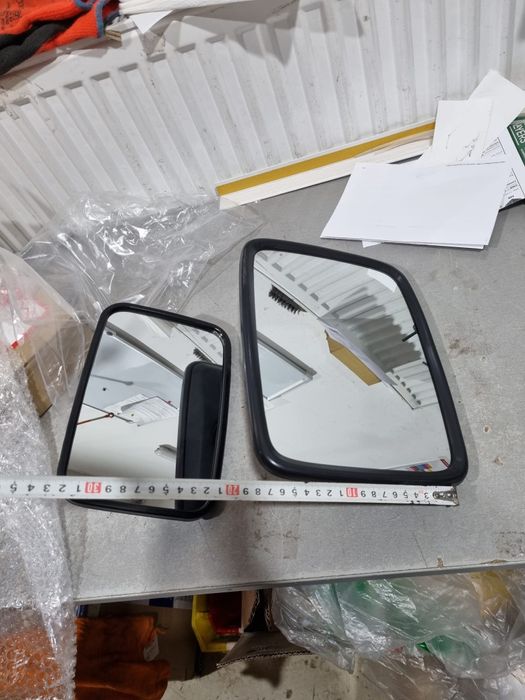 Oglinda tractor john deere preț 250 lei se poate trimite prin