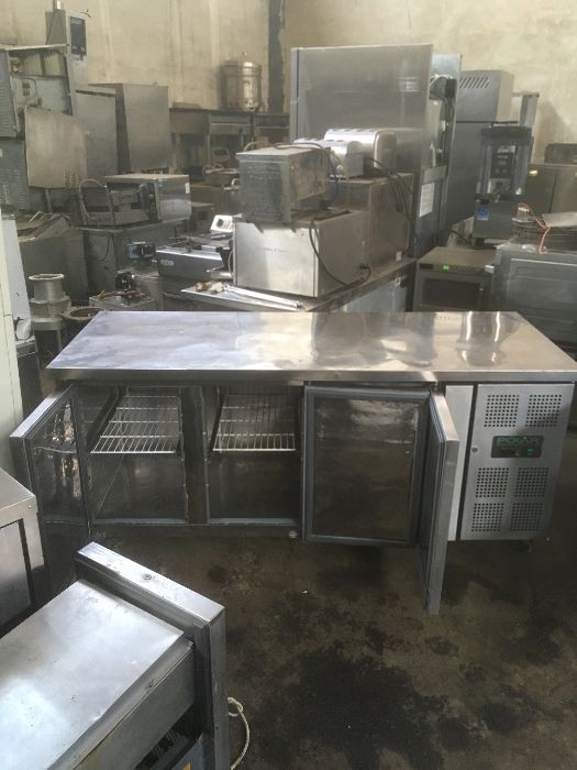 Продавам хладилна маси ,различни размери с 6 месеца гаранция!