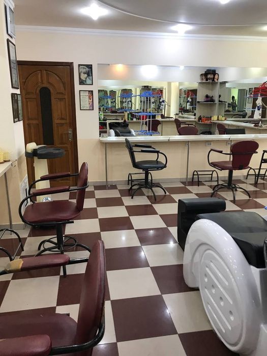 [Срочно] Продаётся нежилое помещение