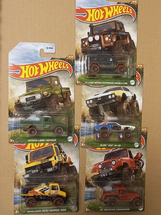 Hot Wheels сетове + 5 pack Corvett, Nissan, MOTOR SHOW 21"