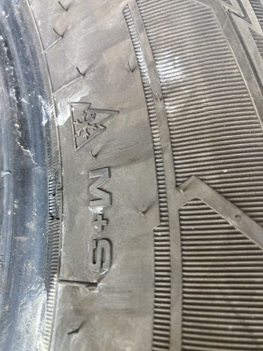 Anvelope Goodyear 8mm, set 2 buc 215/65 R 16C Dot 2021