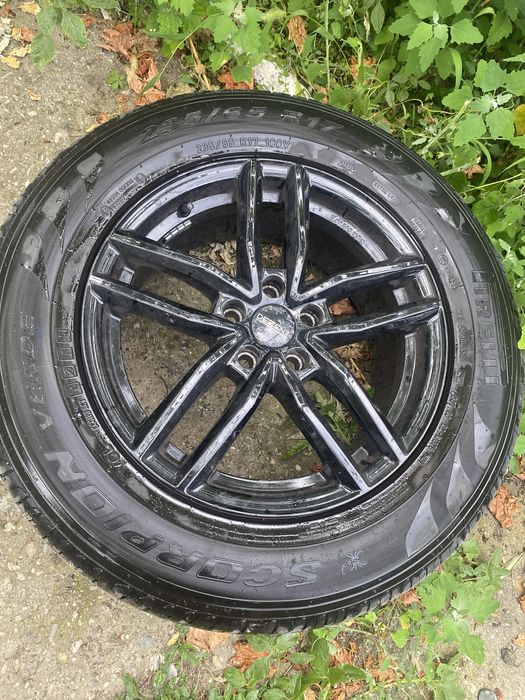 Vand roti jante Dezent anvelope Pirelli 235/65/17 Volvo