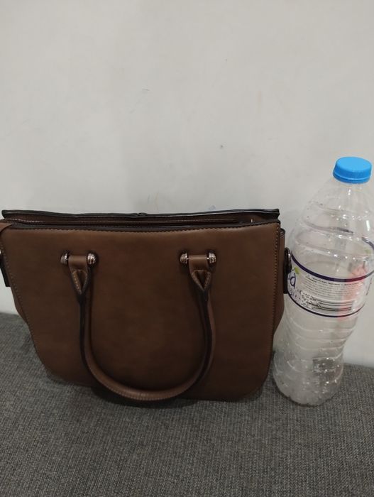 Дамска чанта нова