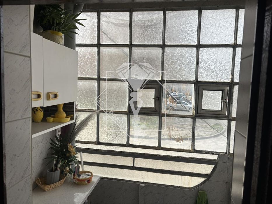 Продава се Тристаен апартамент в Пловдив, Кючук Париж - 96 кв.м за 1771 €/кв.м - Снимка #6