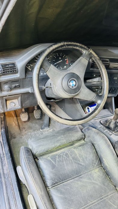 Dezmembrez e30 cabrio