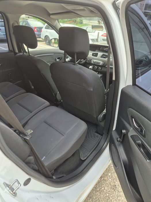 Vând Renault Megan Scenic