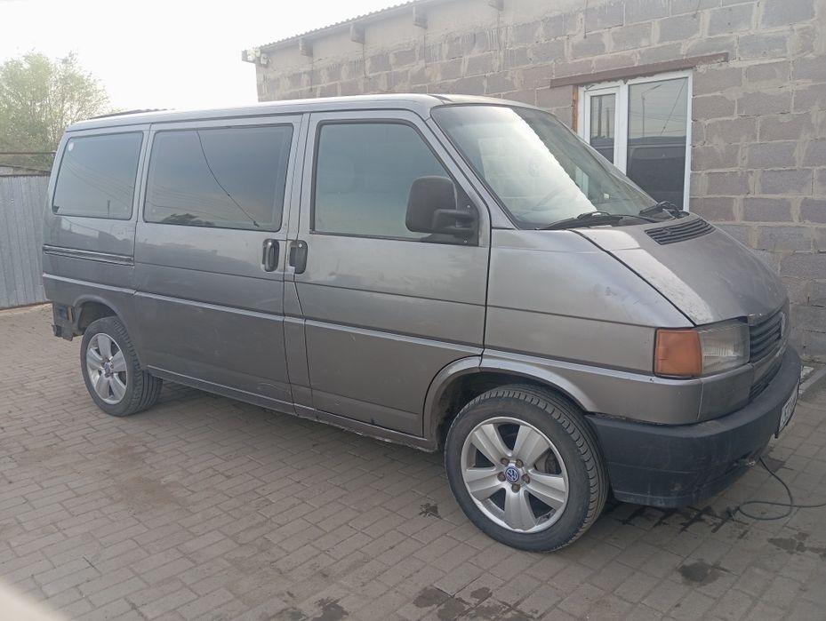 Продам 2,4 каравелла