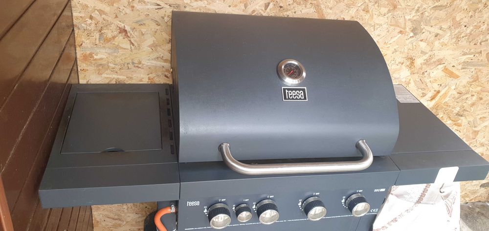Grătar pe gaz Teesa BBQ 5007 MASTER - 5 arzătoare