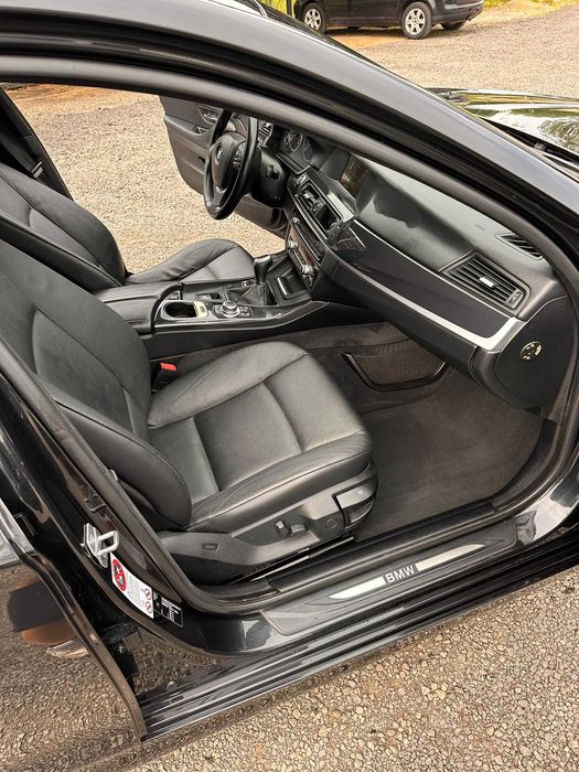BMW 520d F10 2012 • Sedan • Cutie MANUALĂ • Negru