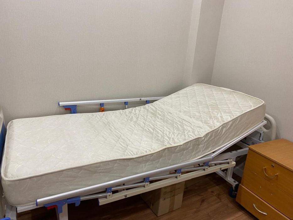 Кровать для лежачих больных