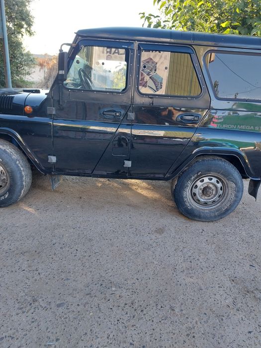 Uaz xanter sotiladi