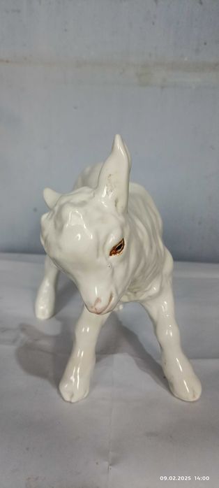 Статуэтка из фарфора Ягнёнок 1959г. в идеальном состоянии