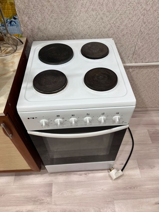 Продам рабочую плиту. Состояние среднее