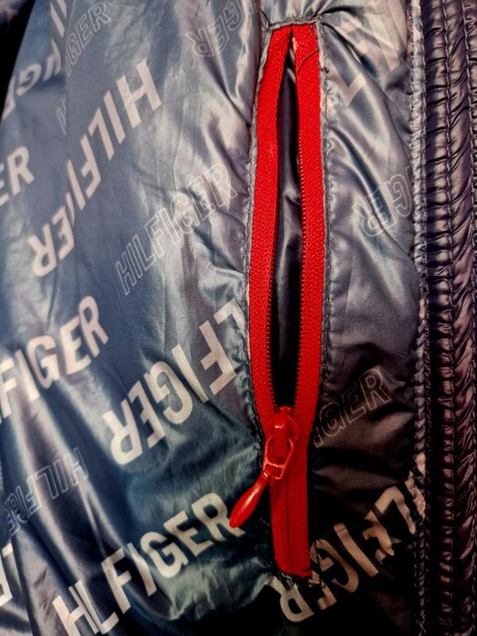 Продаю куртку Tommy Hilfiger