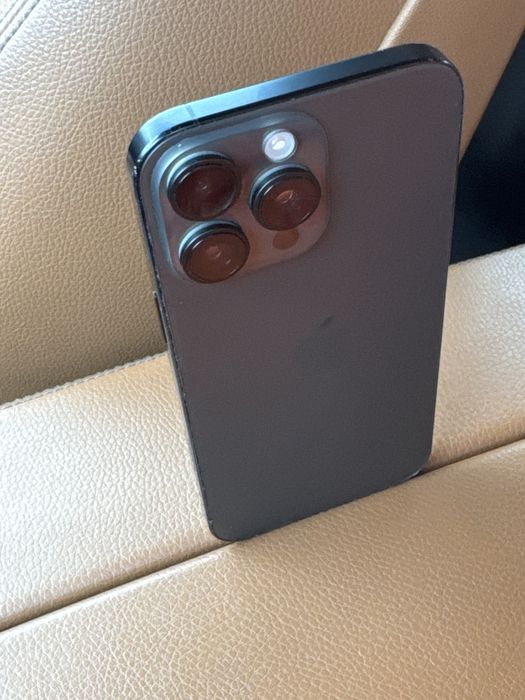 iPhone 16 PRO MAX de 1 TB cu 92% Bateria