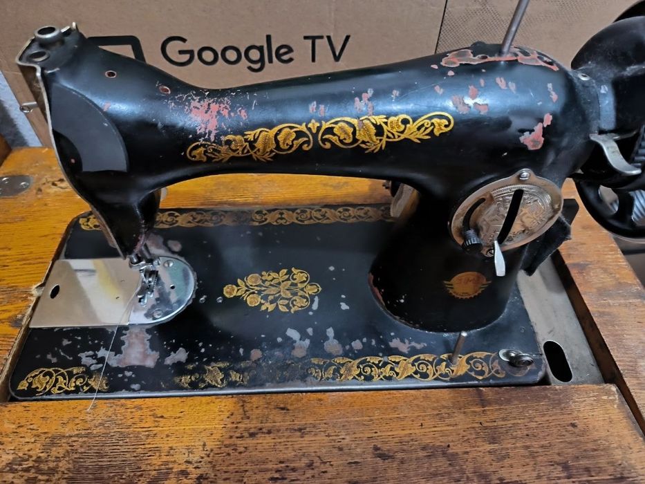 Подольск Продам швейную машинку