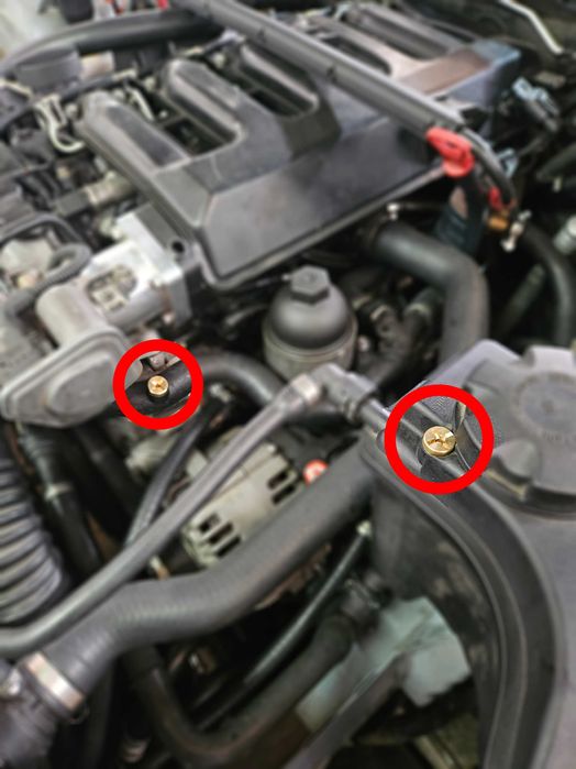 Винт на Клапан за Обезвъздушаване на BMW