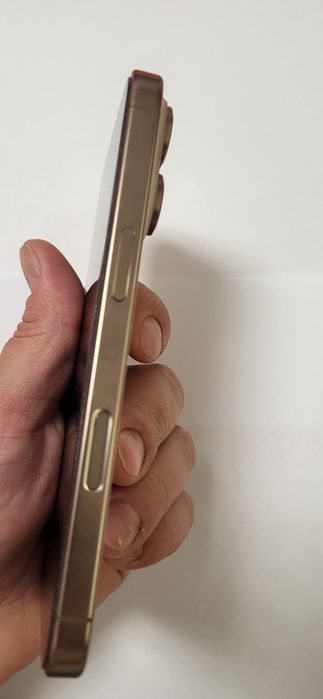 Iphone 16 PRO Desert Titanium