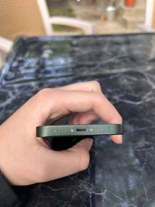iPhone 13 mini- чисто нов