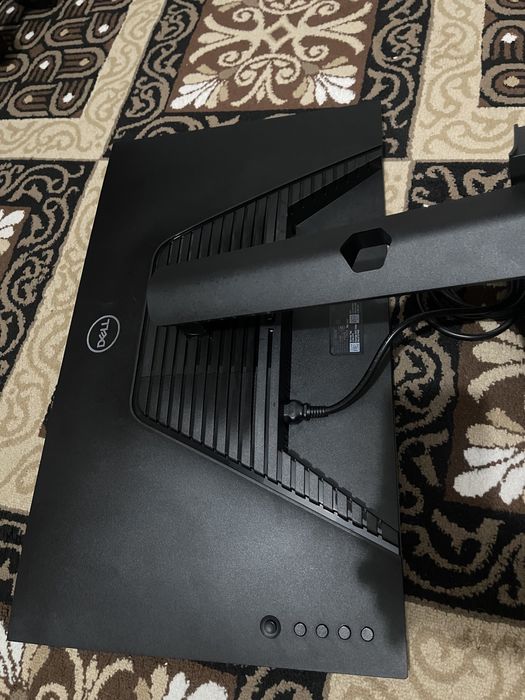 Монитор на запчаст