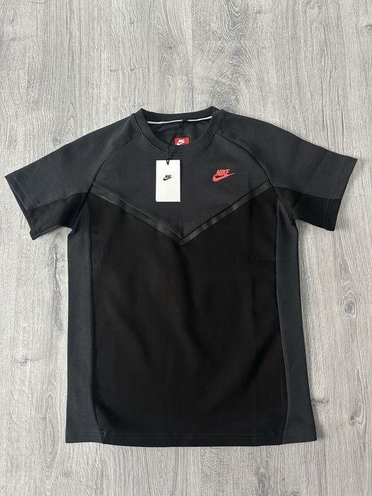 Compleu scurt de vara Nike Tech Fleece