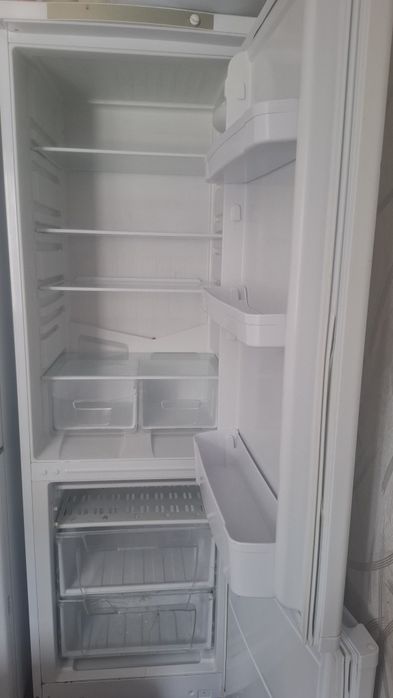 Продается холодилник б/у