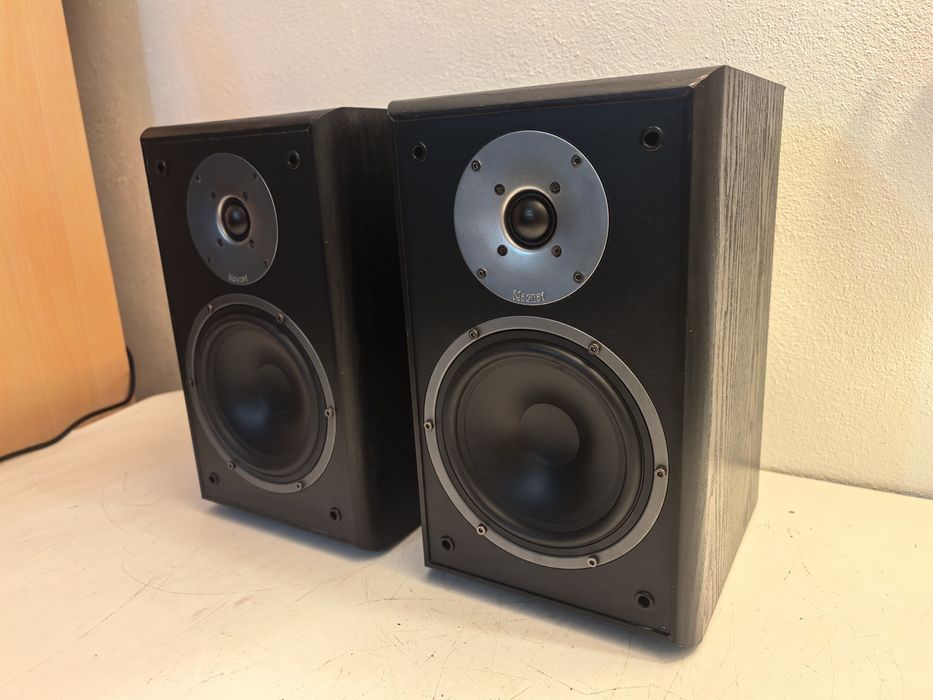 Boxe Magnat Supreme 202 bass relflex 200W 4-8 ohmi