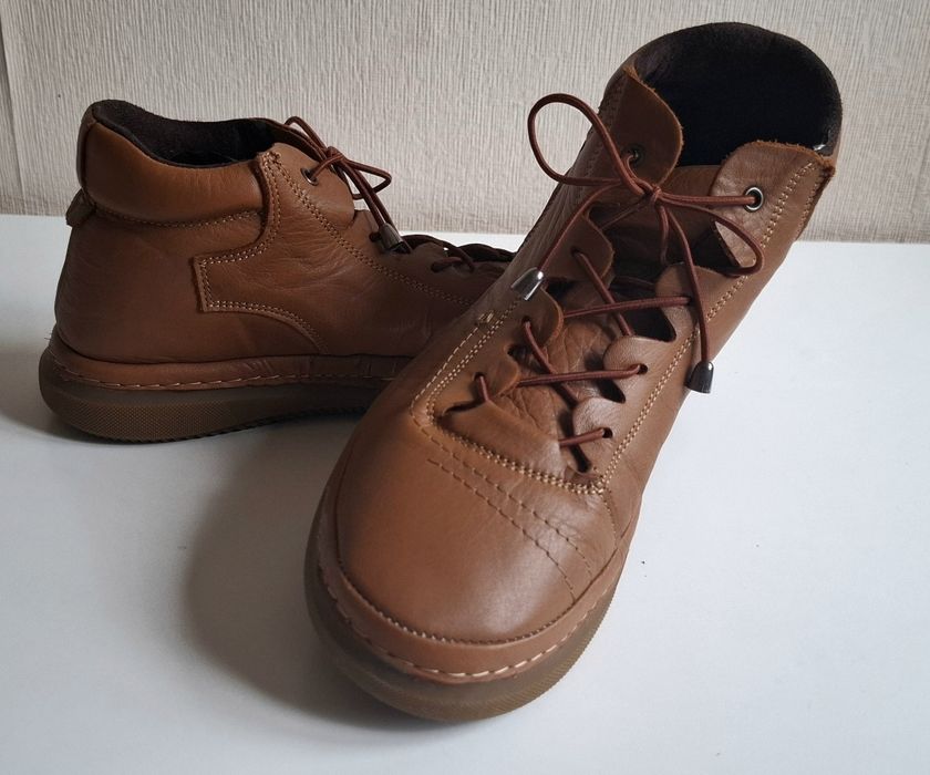 Естествена кожа обувки боти Ulanka 41 номер 
26,2 см нови, естествена