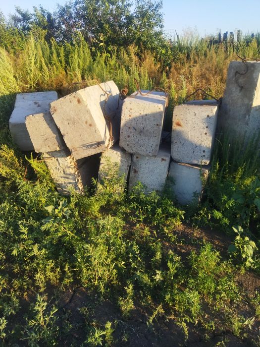 Блоки для фундамента.