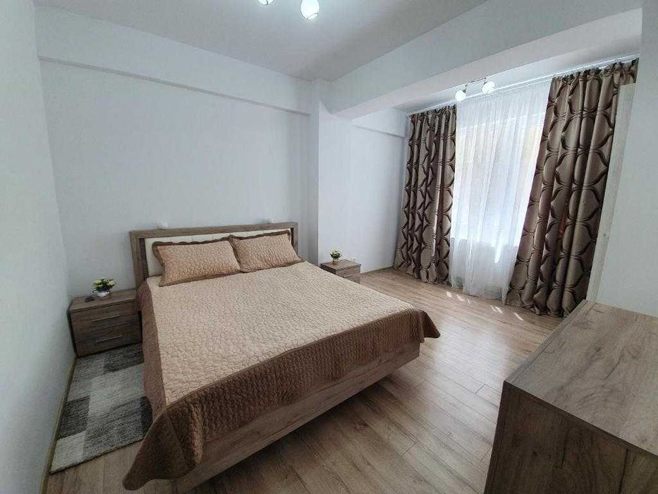 Apartament 3 camere la malul mării