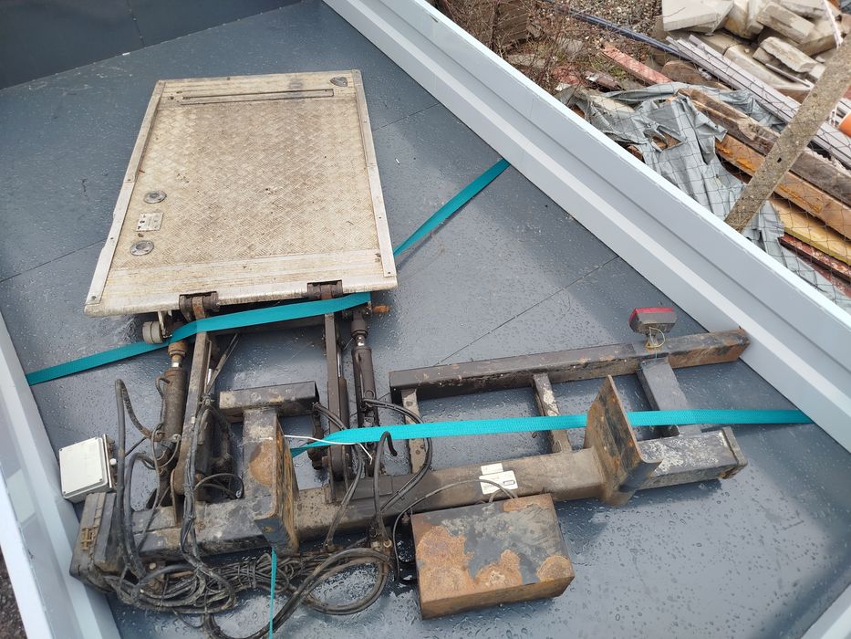 Падащ борд за бус Ивеко Дейли