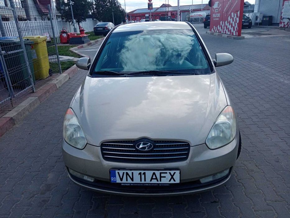 Vand Hyundai Accent, 2006, benzina, 1400 cmc, 150000 Km