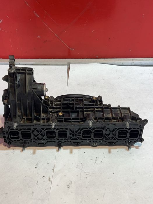 Galerie de admisie cu clapete Mercedes C-Classe w204